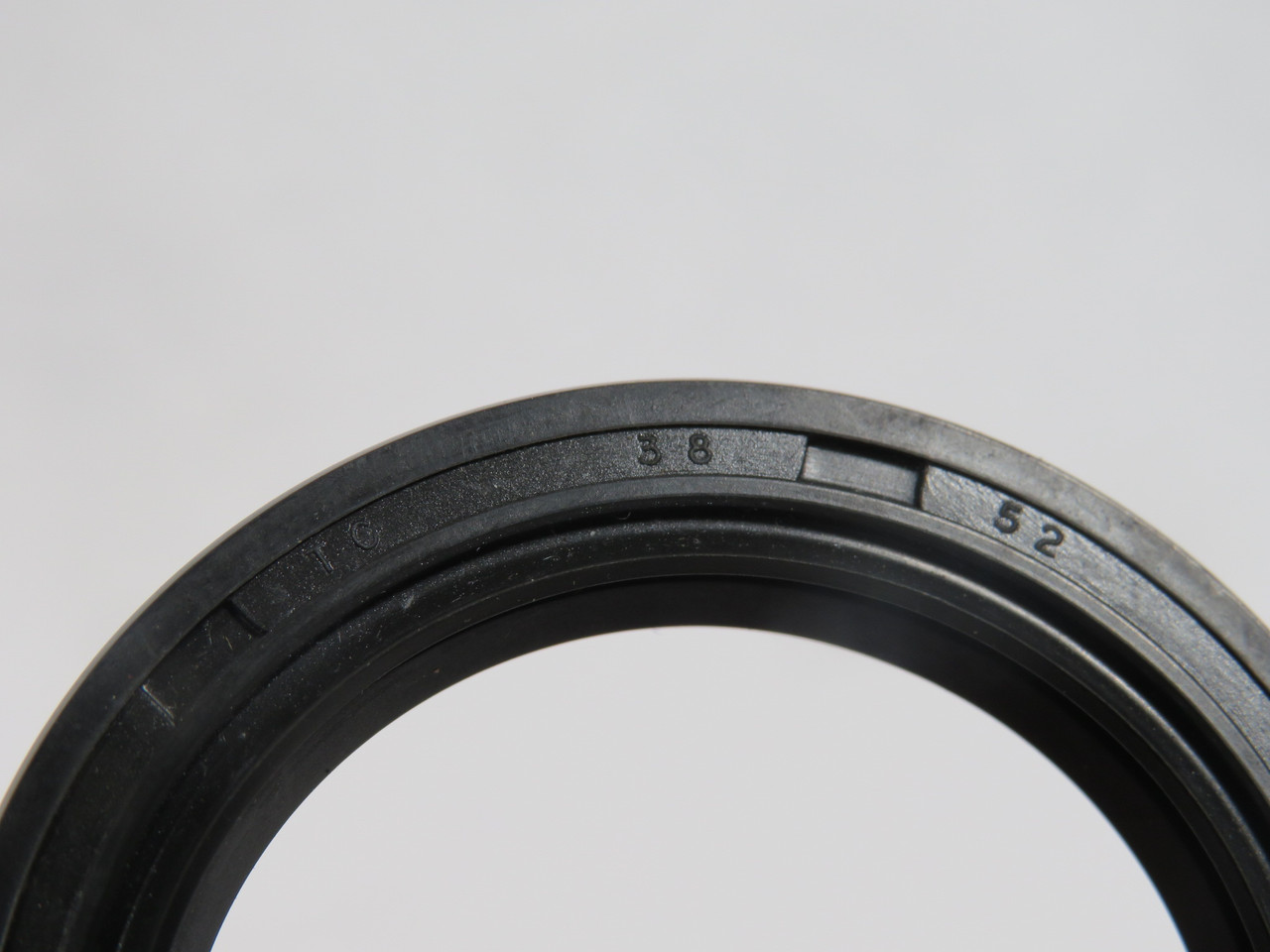 TTO Tai Tsuang E290 Nitrile Oil Seal 38X52X7 NOP