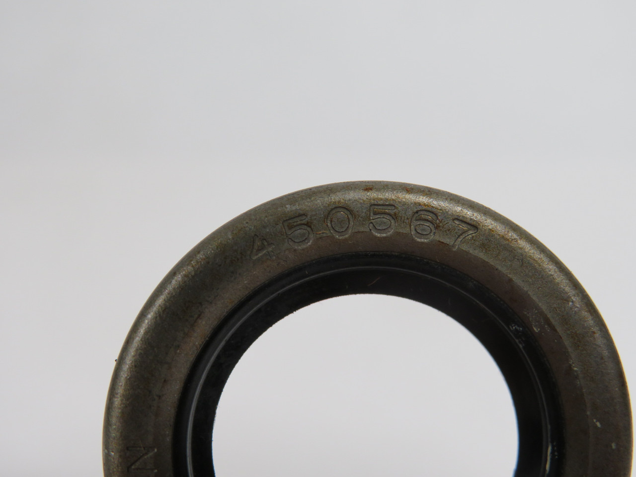 National 450567 Oil Seal 0.875"ID 1.375"OD 0.312"W SHELF WEAR NOP