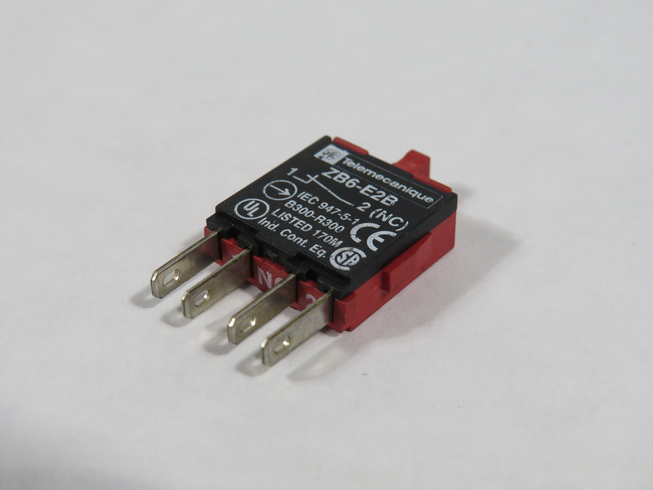 Telemecanique ZB6-E2B Contact Block for 16mm Switch 1NC 250V 6A SHELF WEAR NOP