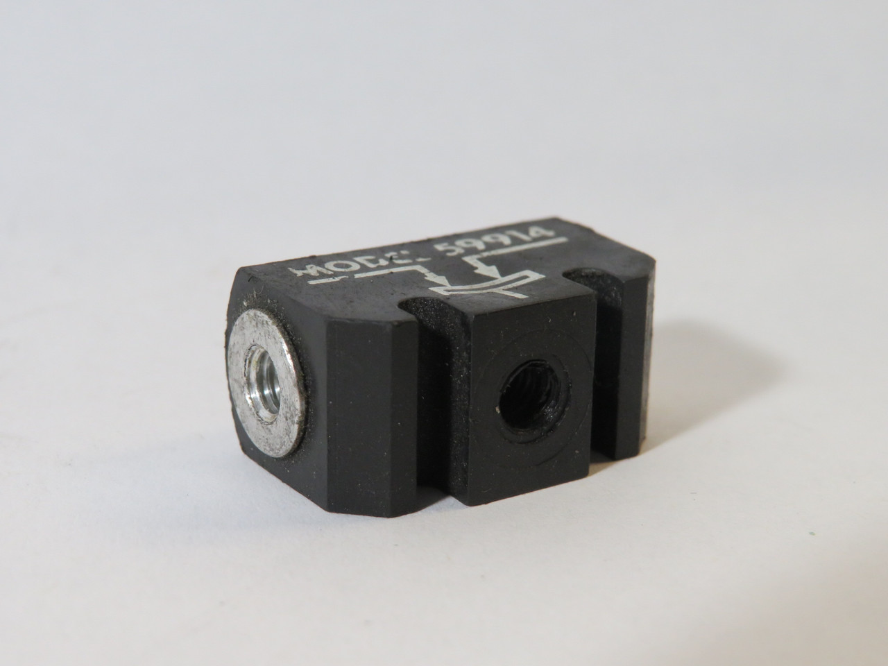 Ingersoll-Rand 59914 "OR" Logic Element 30-150 psi #10-32 Threads USED