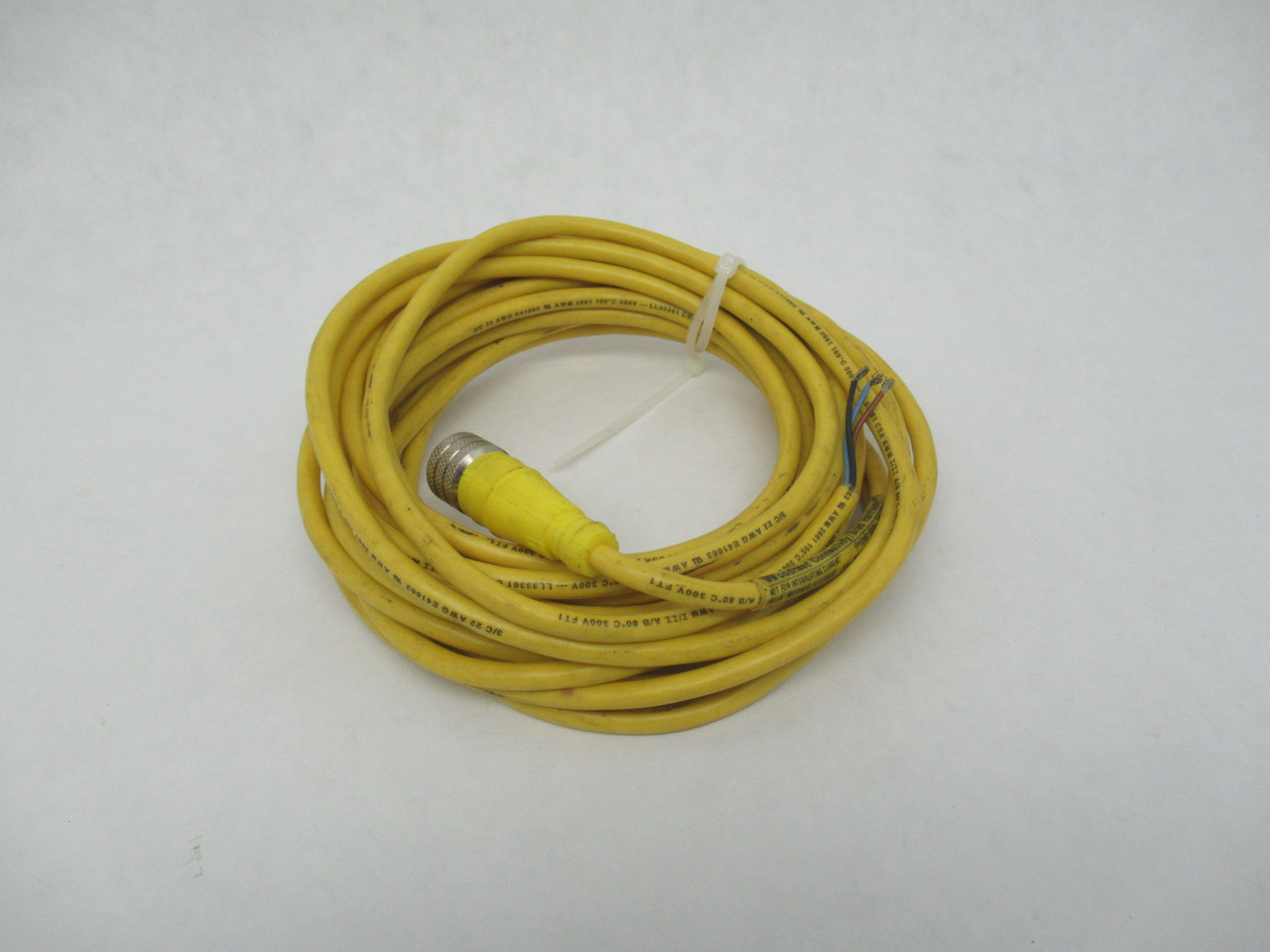 Woodhead 803000A09M060 Extension Cable 5m L 3P #22AWG 4A 250V USED
