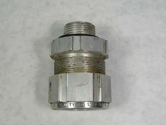 Crouse-Hinds TECK100-7 Watertight Steel Connector 1" 1.187 - 1.375 USED
