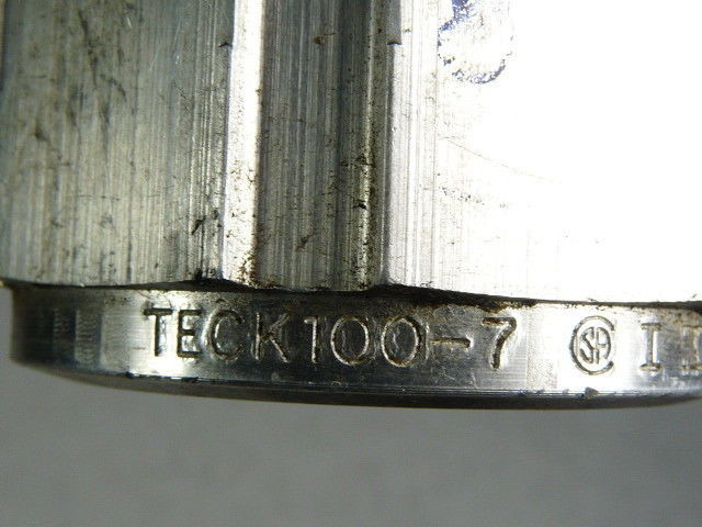 Crouse-Hinds TECK100-7 Watertight Steel Connector 1" 1.187 - 1.375 USED