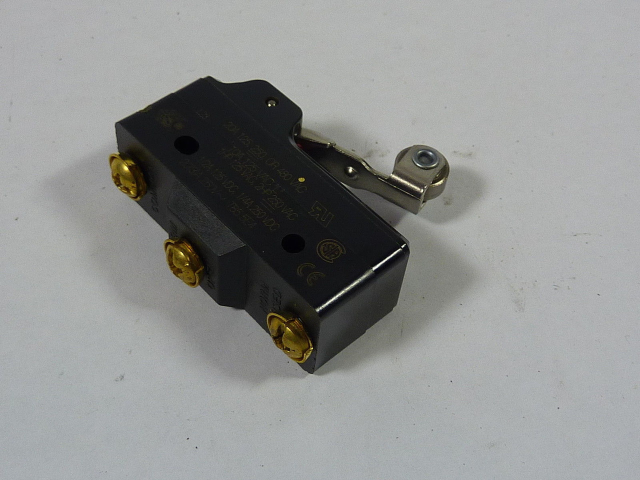 MicroSwitch BA-2RV22-A2 Snap Action Switch 10A 125V ! NEW !