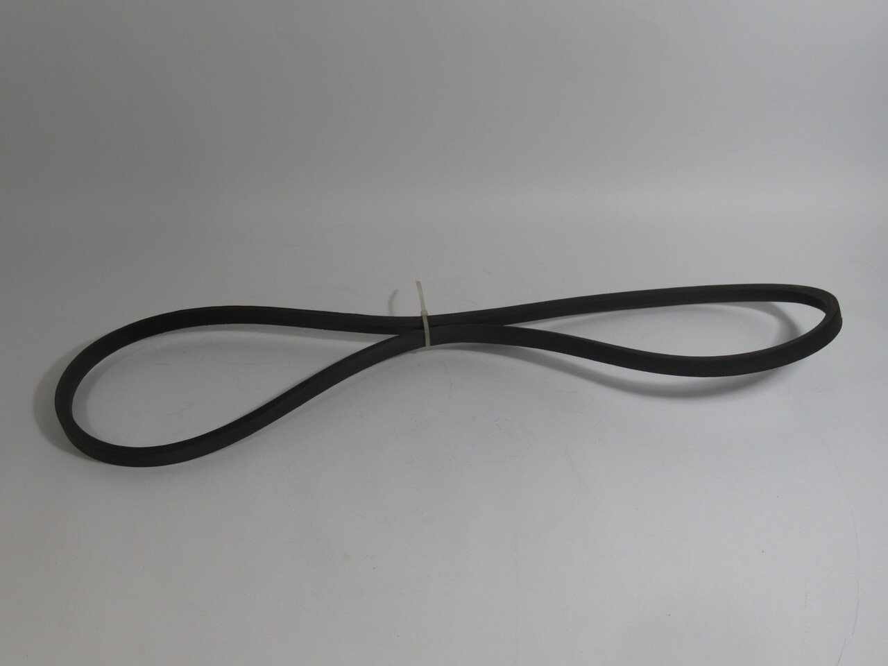 Goodyear B57 Classic Replacement V Belt 60"L 0.66"W 0.44"T ! NOP !