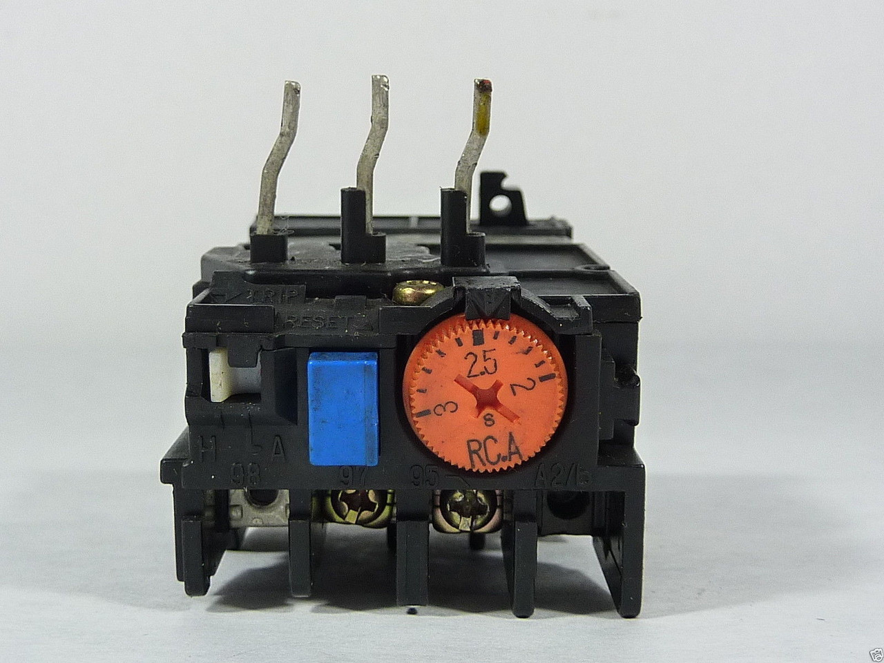 Mitsubishi TH-K12 Overload Relay 2-3A 600V USED