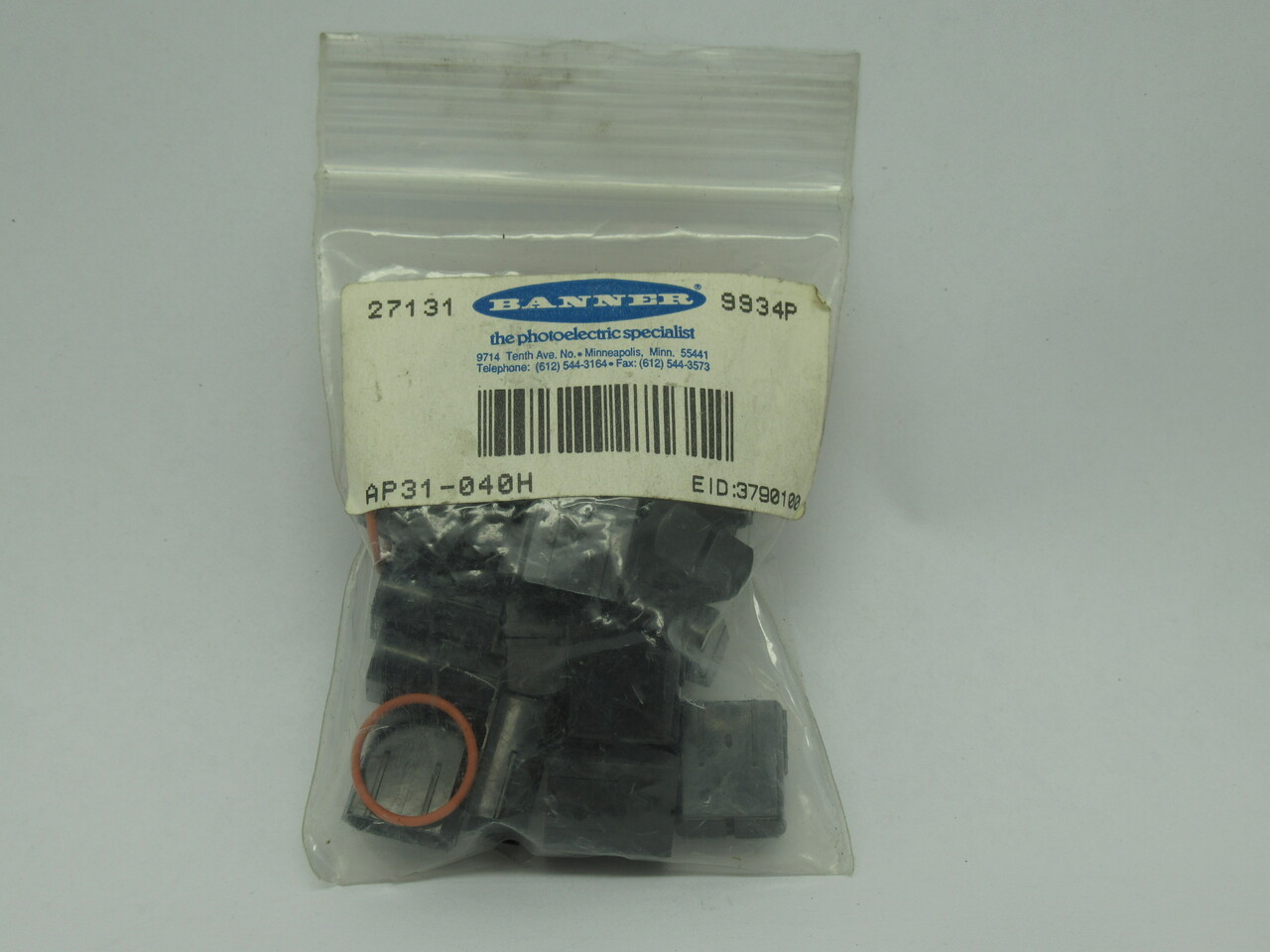 Banner AP31-040H Mini Beam Aperture Horizontal Slotted 1x6.4mm 20 Pack NWB