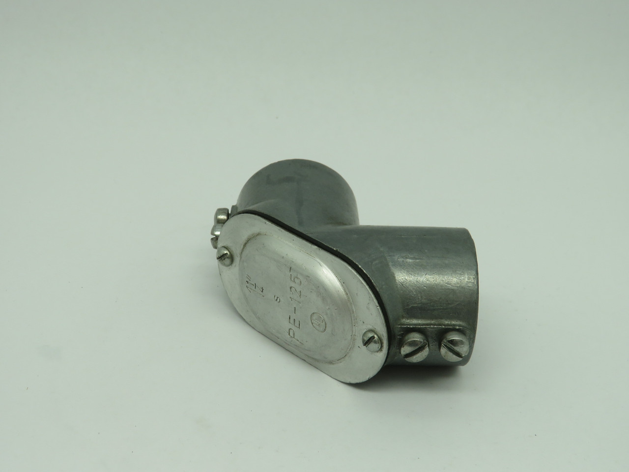 Orbit SSPE-G125 Conduit Elbow EMT-EMT 1-1/4" c/w SPE-G125 Cover USED