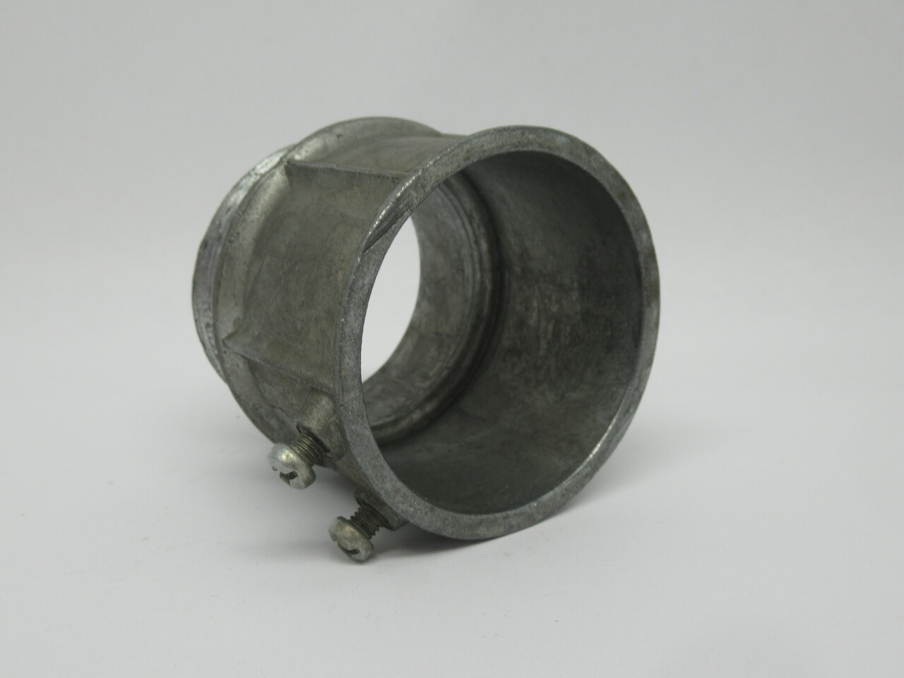 ODC 107 Set Screw Connector 2-1/2" MISSING LOCK NUT USED