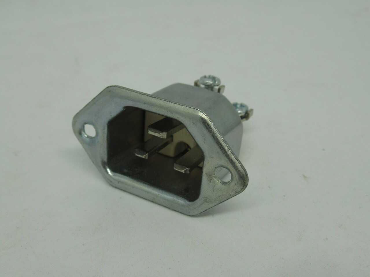 Kalthoff 444005 Heater Built-In Plug 16A/250V W/ Surface Clamps USED