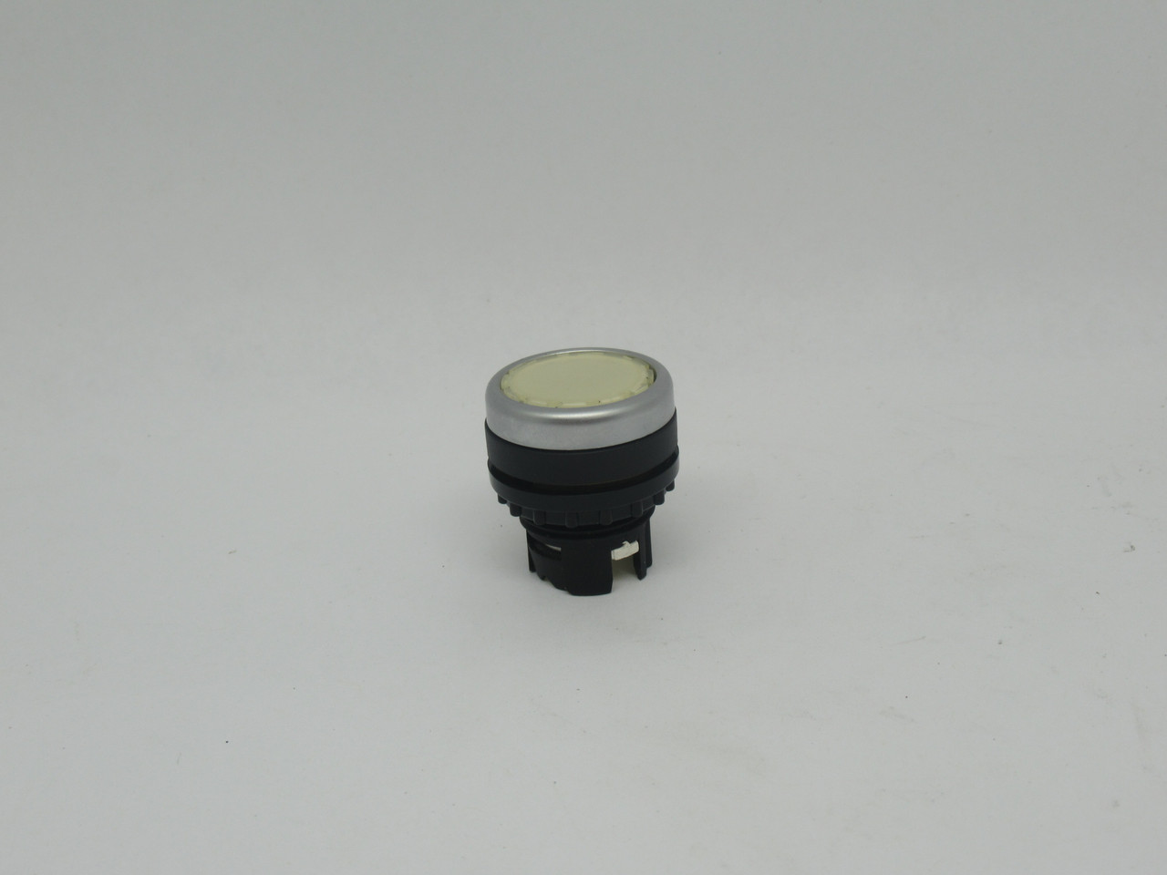 Siemens 3SB2000-0AH01 Push Button CLEAR w/ 3SB2901-4AA Insert Label USED