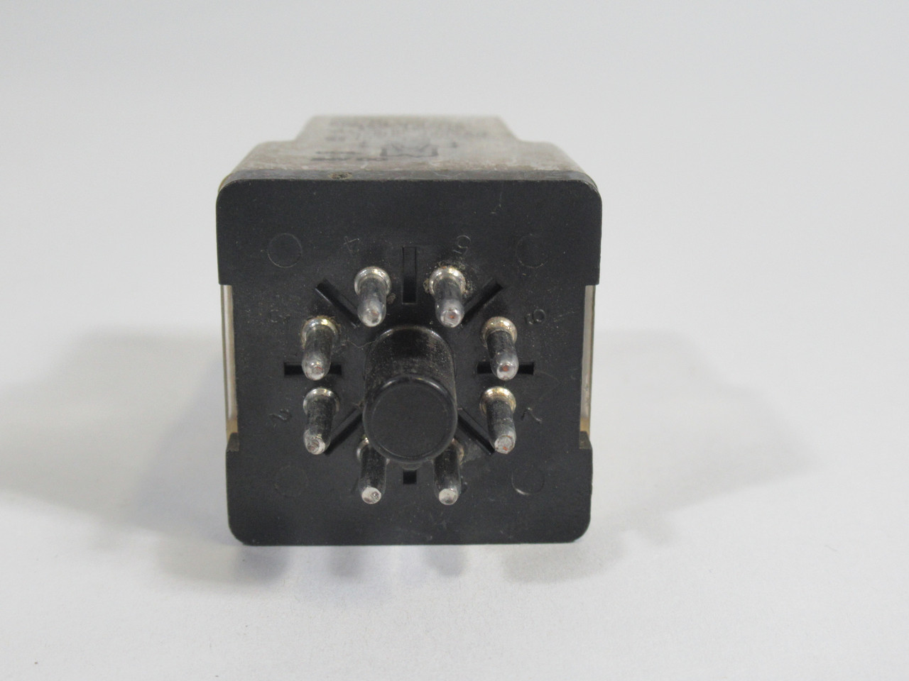 AMF KRP11DG-24VDC Relay 24VDC Coil 10A@120VAC 6A@250VAC 8-Pin USED