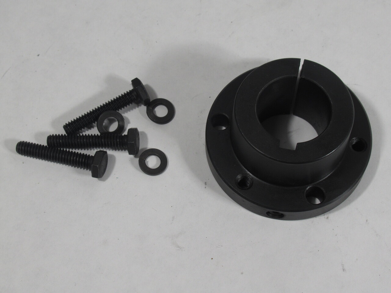 RBL SHX1-1/8 QD Bushing 1.125" Bore 2.658" OD C/W HARDWARE USED