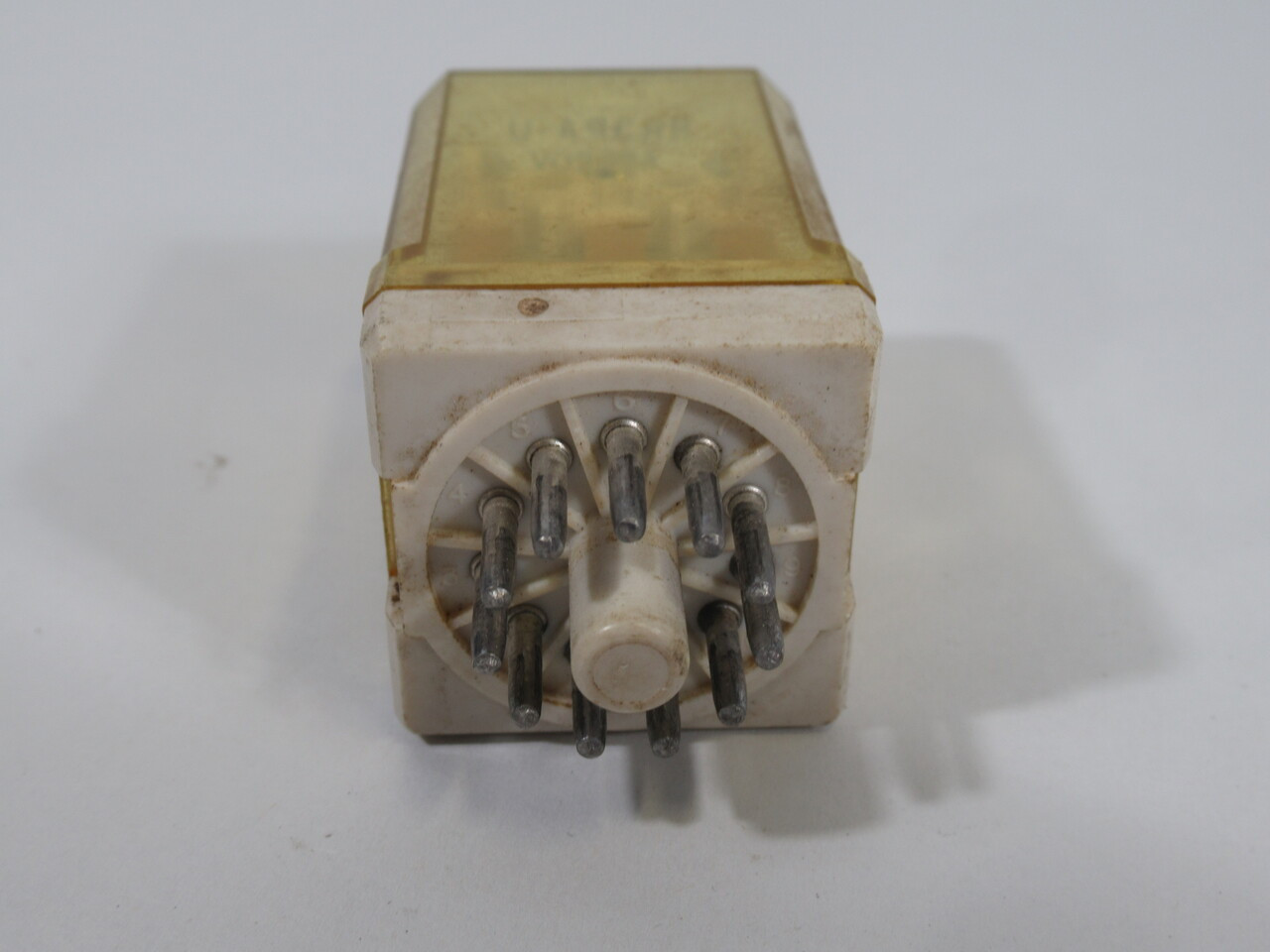 IDEC RR3PA-U-120VAC Relay 120VAC Coil 10A 110VAC 11-Pin USED