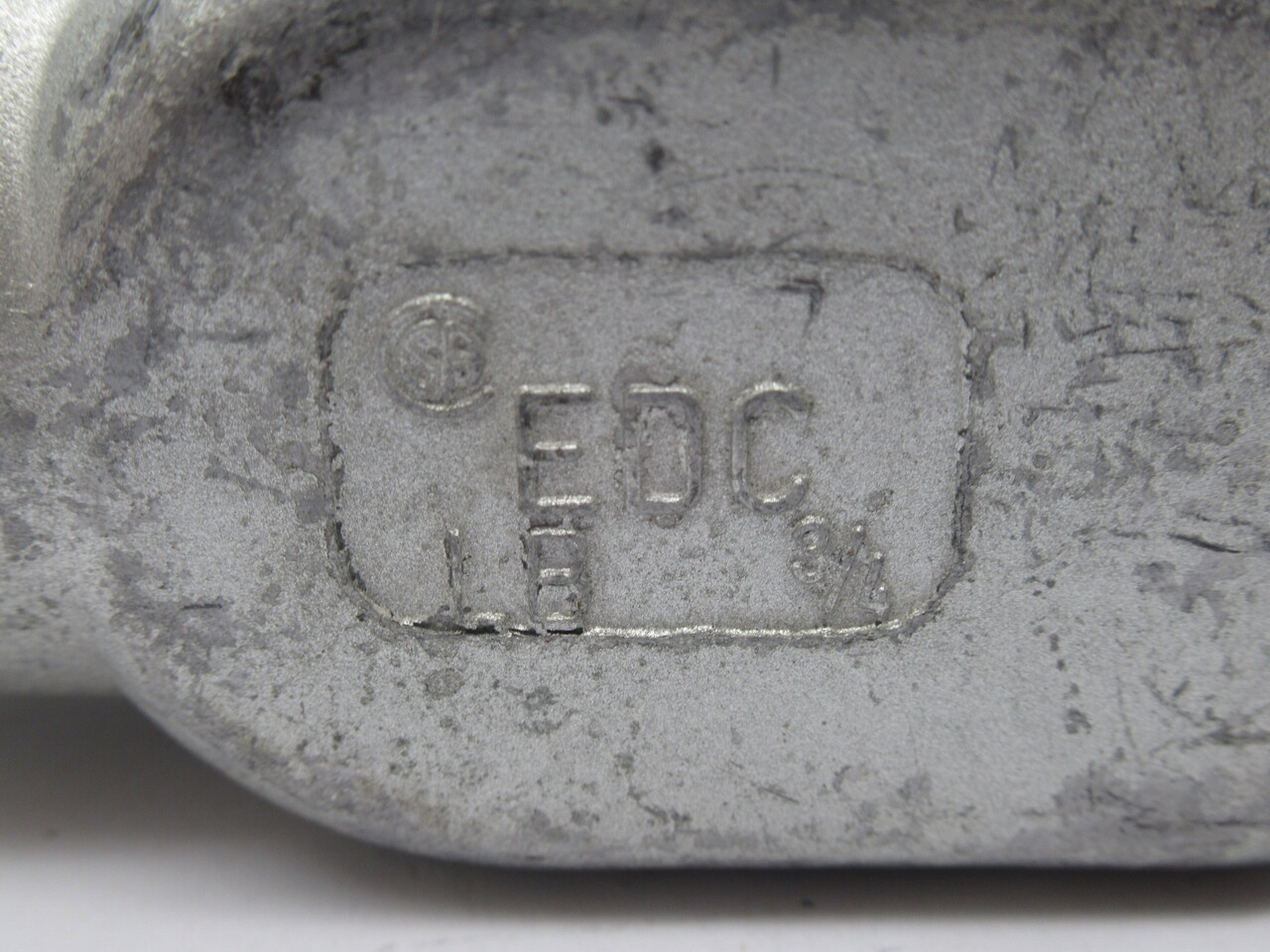 EDC LB-3/4 Unthreaded Conduit Body 3/4" LB w/ Cover USED