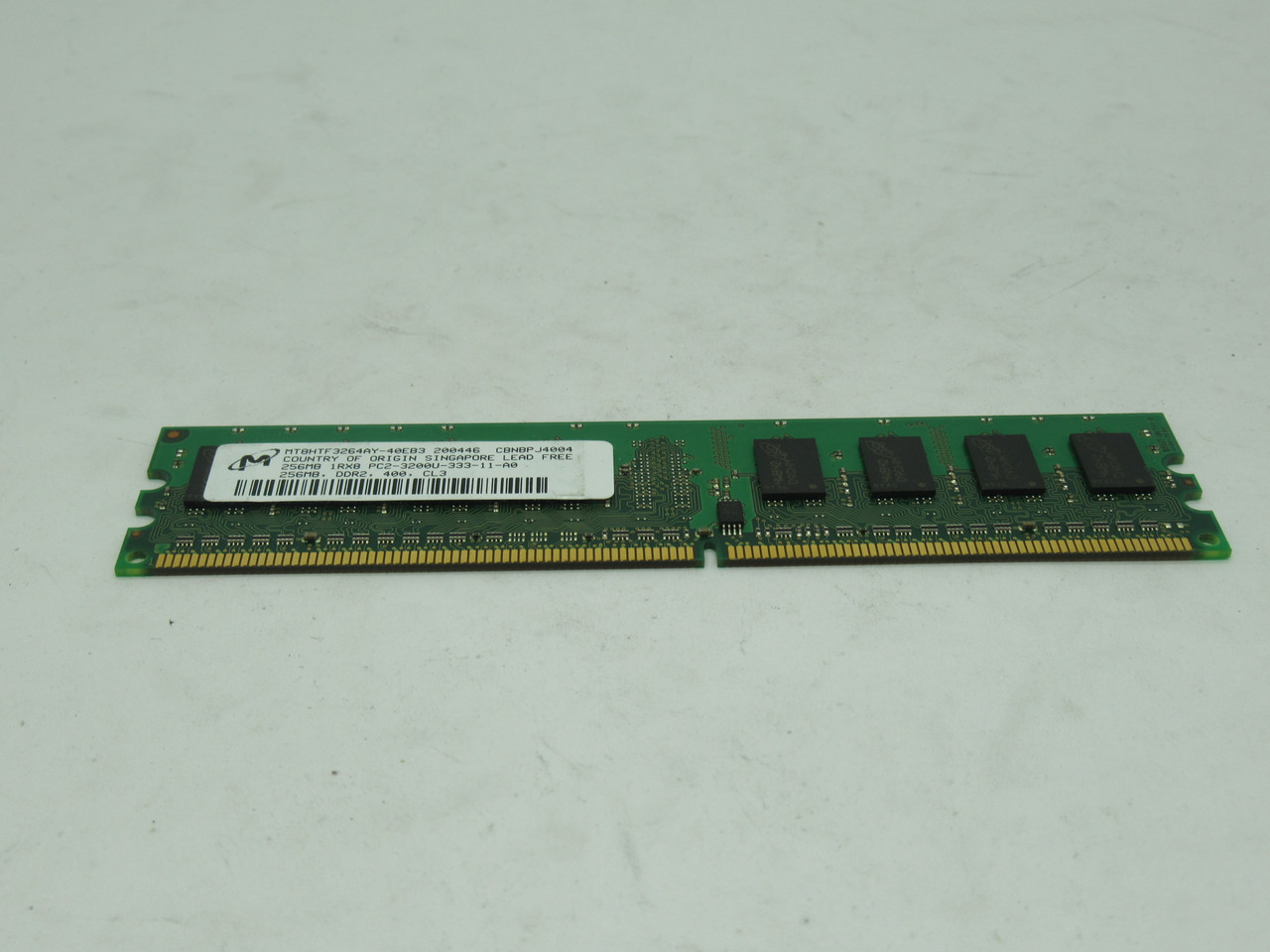 Micron MT8HTF3264AY-40EB3 SDRam Memory Module 256MB 400MHz USED