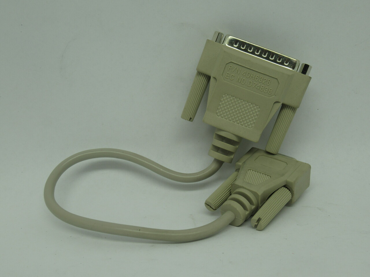 IBM 40H6328 Adapter Cable 9Pin DB9/F - 25Pin DB25/M 12" Length NWB