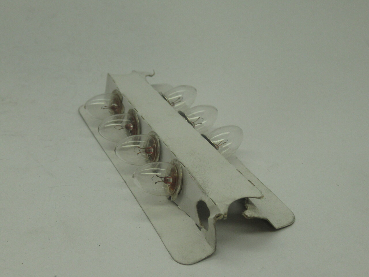 Stanpro 50333 Miniature Bulb 0.5A 3.6V PR-3 Mini Flange Base Lot Of 7 NEW