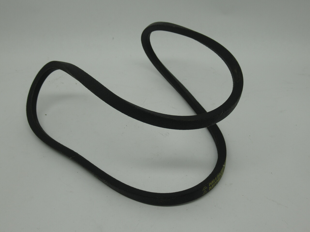 MBL A46 Classic V-Belt 48"L 1/2"W 5/16"Thick 13x1168mm NOP
