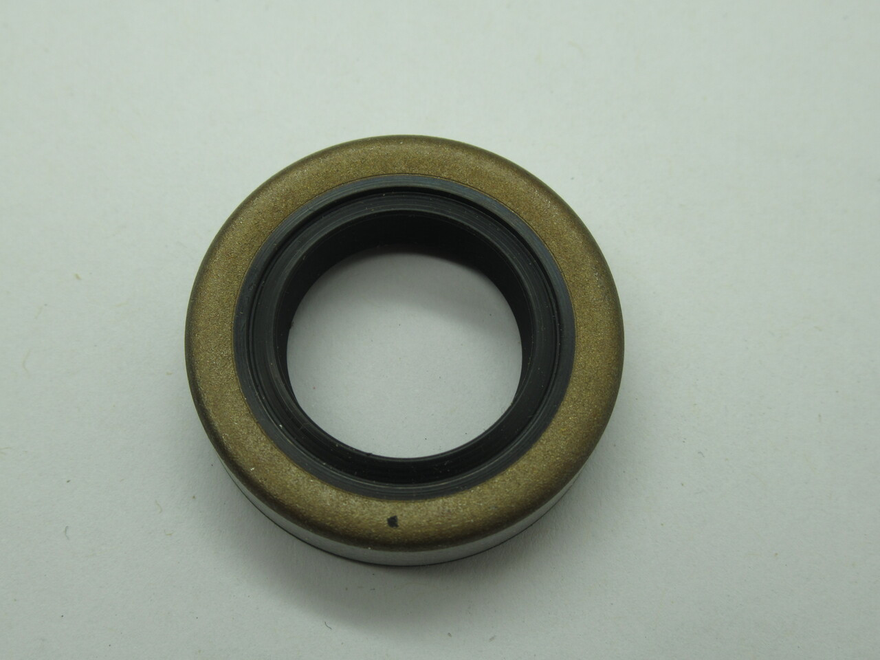 TCM 07123TZ Oil Seal Double Lip Spring Rubber 3/4" ID 1-1/4" OD 5/16" Width NEW