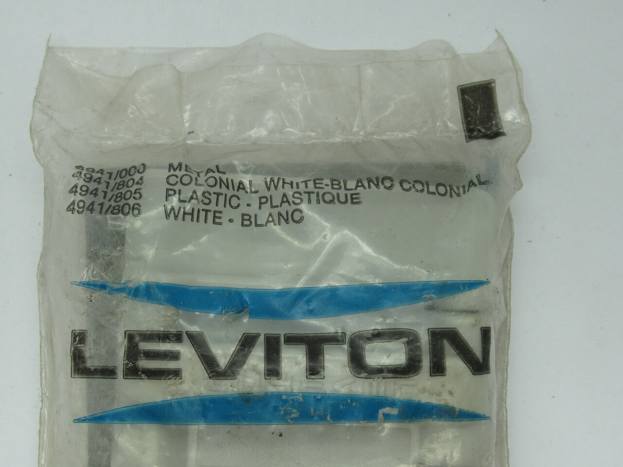 Leviton 4941/805 Plastic Receptacle Cover NEW