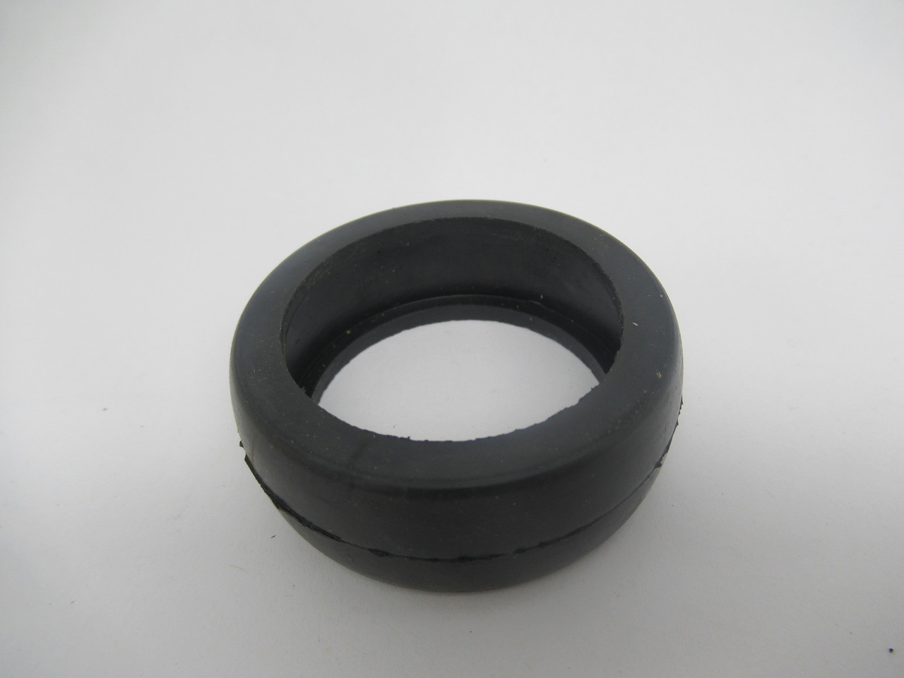 SKF 62-R Rubber Seating Ring 62mm OD 46mm ID 20mm Width NEW