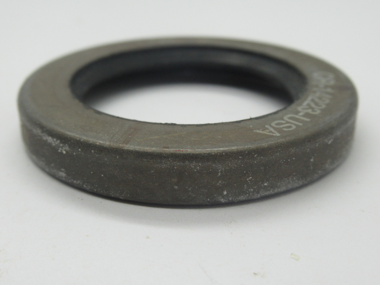 CR Industries 14223 Oil Seal Nitrile Rubber 36.525mm Shaft Diameter NEW