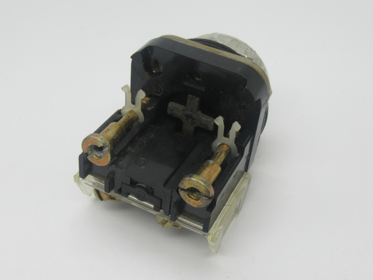 Allen-Bradley 800T-A1D1 Push Button Series B 1NO Green 30.5mm Flush Head USED