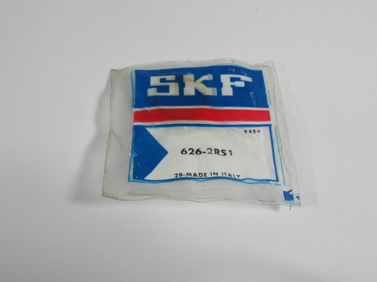 SKF 626-2RS1 Deep Groove Ball Bearing 6mm B x 19mm OD x 6mm W *Stained Pkg* NWB