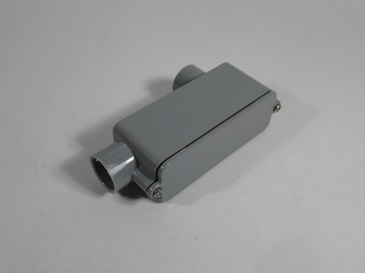 Carlon E986E 3/4" LB PVC Conduit Body USED