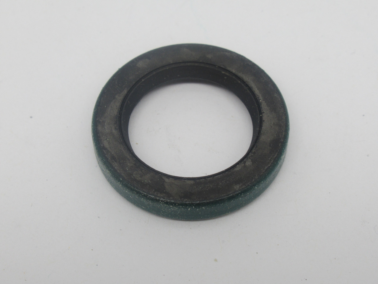 Chicago Rawhide 9244 Oil Seal 0.938" ID 1.75" OD 0.25" W *DAMAGED BOX* NEW