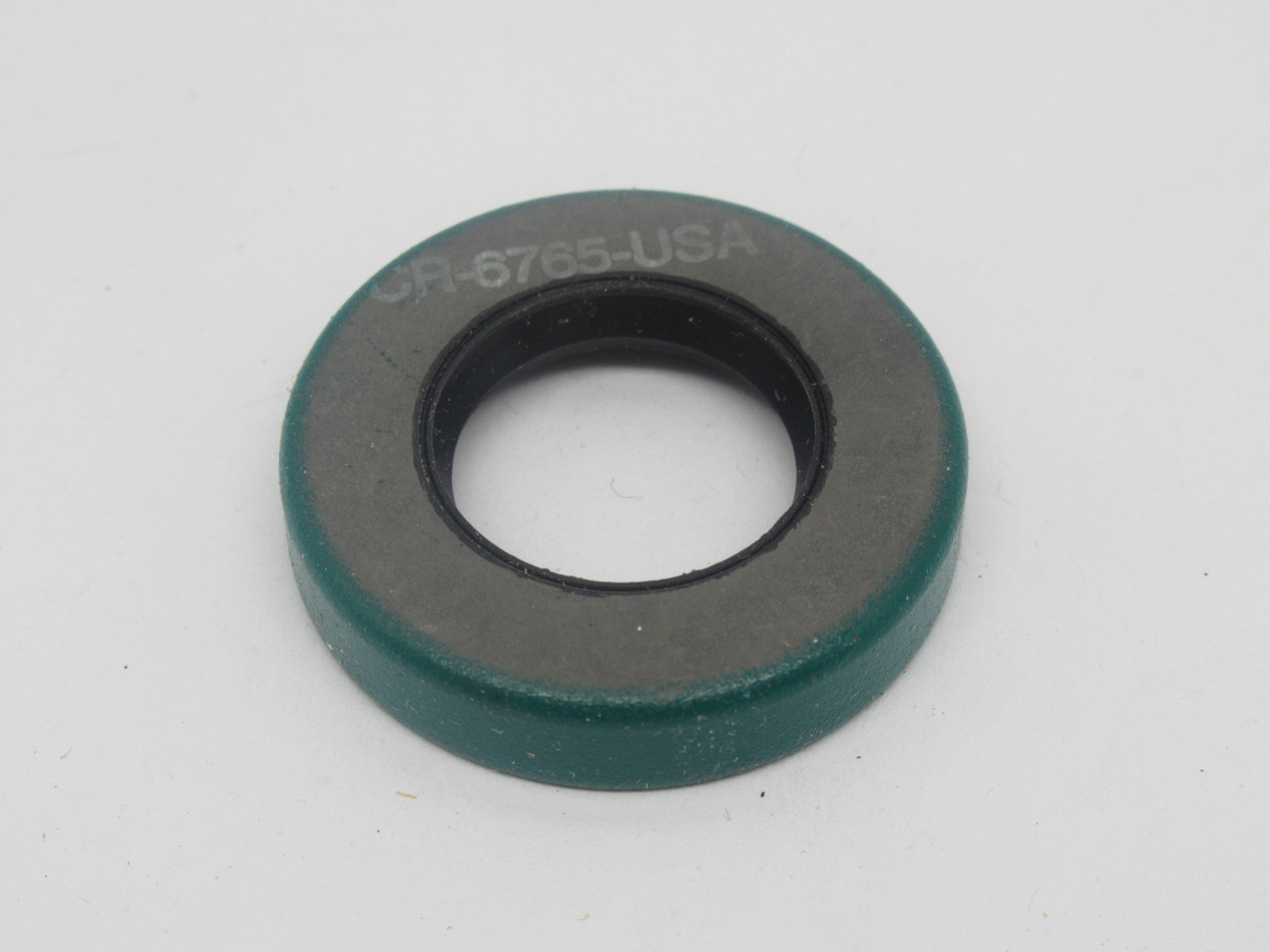 Chicago Rawhide 6765 Oil Seal 0.688" ID 1.25" OD 0.256" W *DAMAGED BOX* NEW