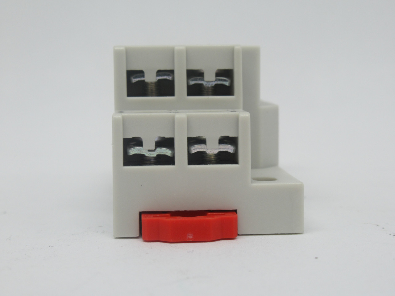 Magnecraft 70-782D8-1A Relay Socket 300V 16A 8-Blade USED