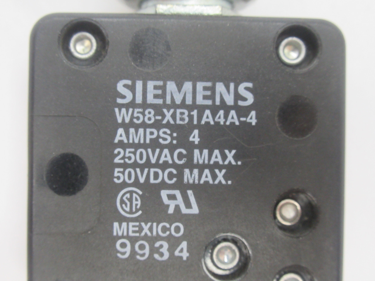 Siemens/Potter & Brumfield W58-XB1A4A-4 Thermal Circuit Breaker 4A 250VAC USED