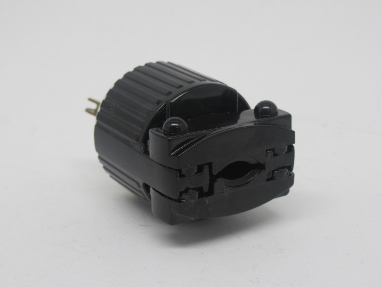 Eagle 5-20P Male Straight Blade Plug 20A 125V 3W 2P USED