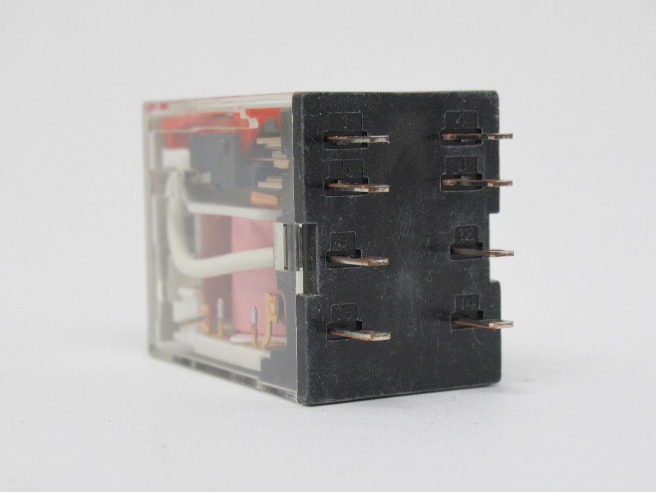 Omron MY2IN-220/240VAC(S) General Purpose Plug In Relay 220/240VAC 10A USED