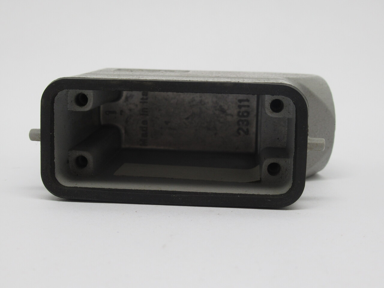 ILME MZO 15 L20 Wiring Connector Hood 2-Peg M20 Size 49.16 USED