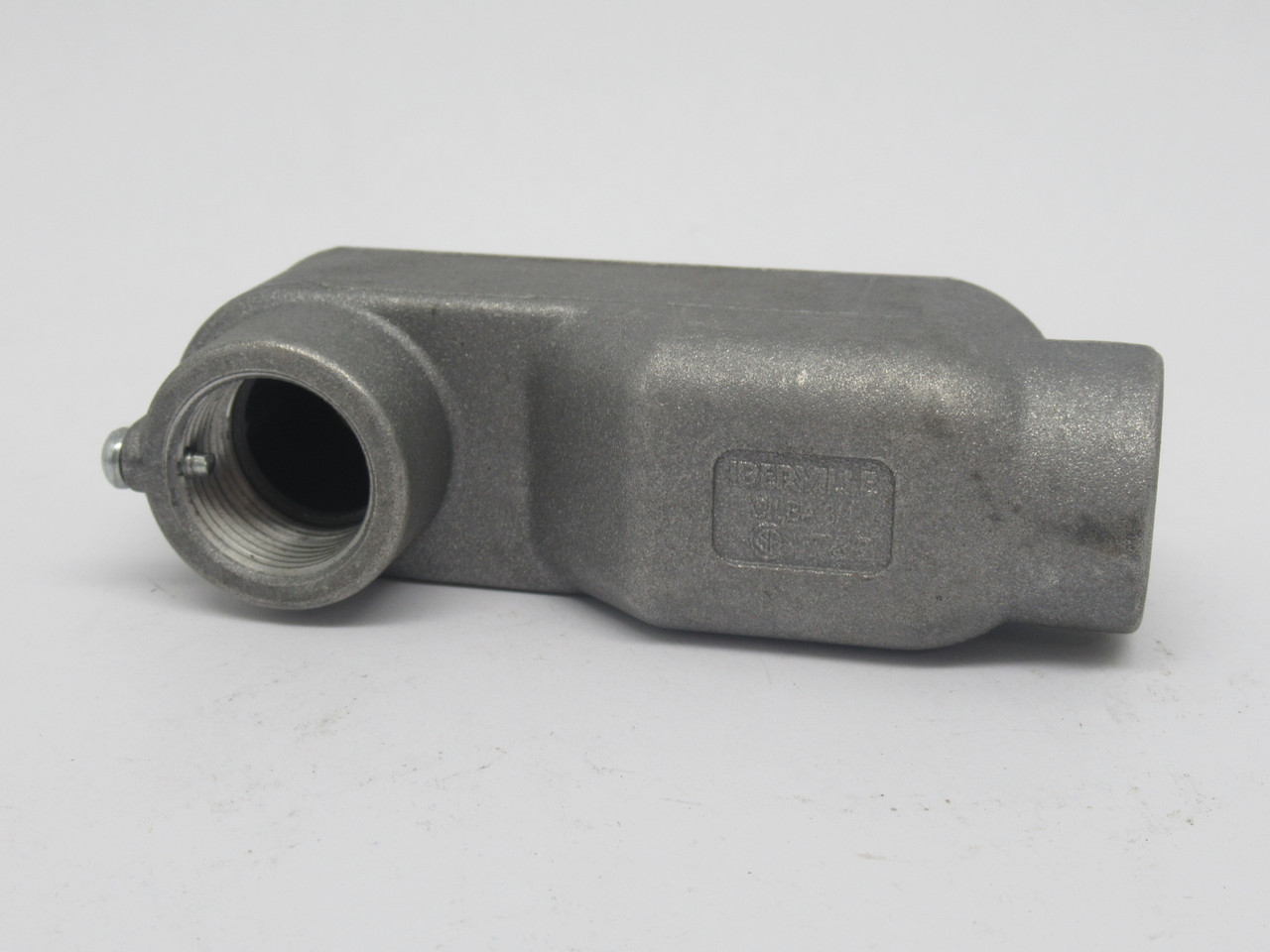 Thomas & Betts CILBA-3/4 Iberville Aluminum Conduit Body w/ Cover 3/4" Hub USED