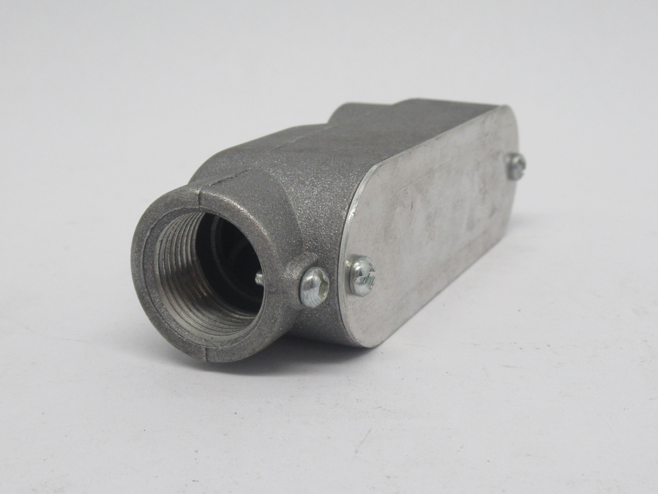 Thomas & Betts CILBA-3/4 Iberville Aluminum Conduit Body w/ Cover 3/4" Hub USED