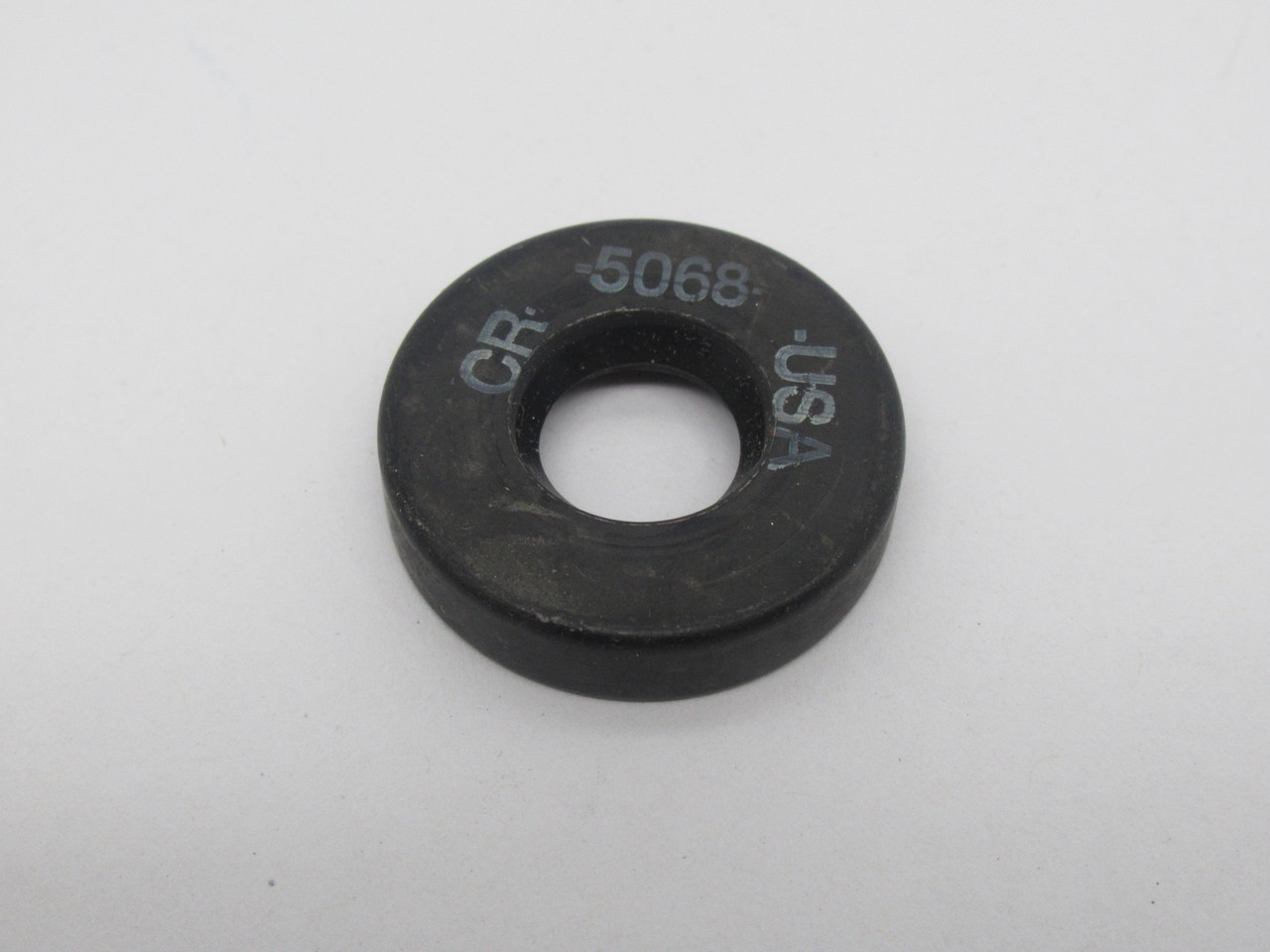 Chicago Rawhide 5068 Oil Seal 0.5" ID x 1.124" OD x 0.25" W NEW