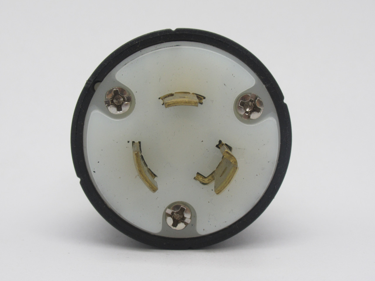 Pass & Seymour Legrand L520P Turnlok Plug 20A 125V 3W 2P USED