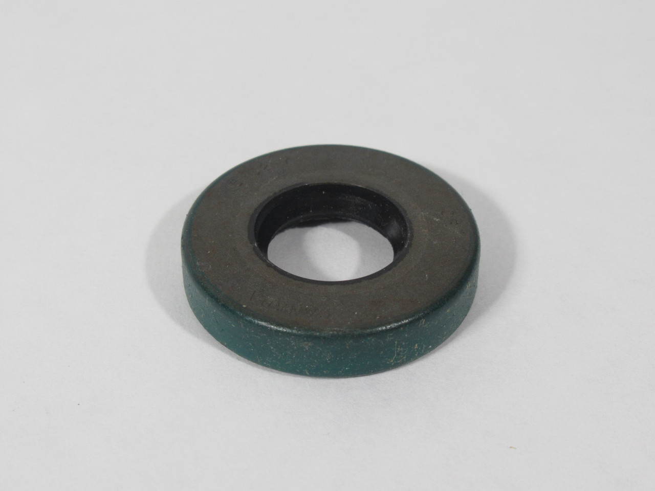 Chicago Rawhide 15X32X7 Oil Seal 15mm ID x 32mm OD x 7mm W NOP
