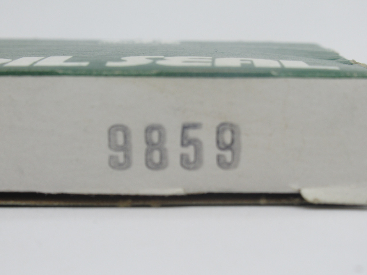 Chicago Rawhide 9859 oil Seal 1" ID 1.499" OD 0.188" W *SHELF WEAR* NEW