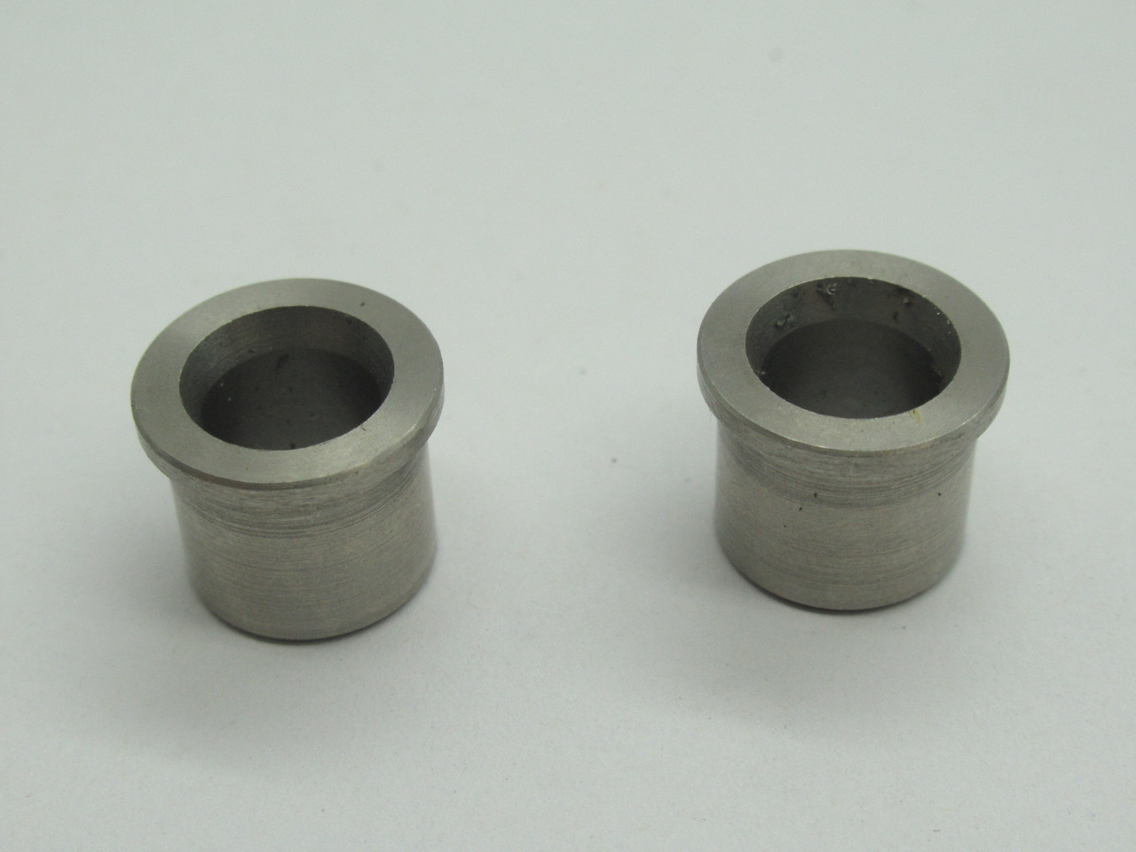 DMS PODBUS190008 Magazine Location Bushing 3/8" ID 9/16" OD *LOT OF 2* NWB