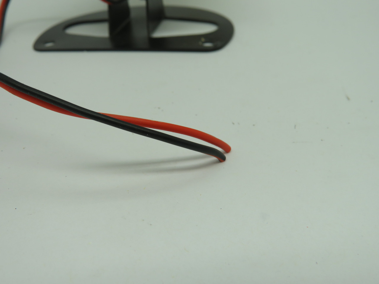 DSC SD-20WS Single Tone Siren 6-12VDC 20W 500mA 110dB *STAINED* USED