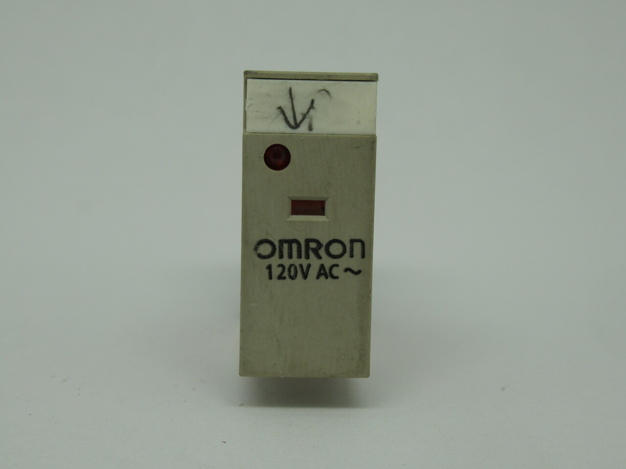 Omron G2R-1-SN-AC120(S) Plug-In Relay w/ LED Indicator 120VAC 10A USED