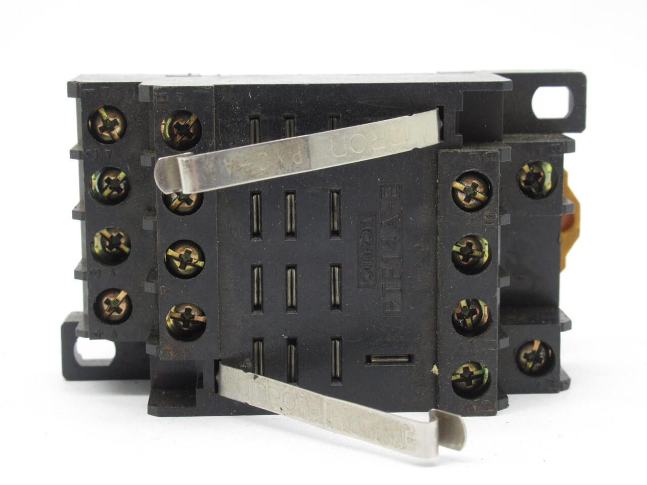 Omron PTF14A-E Relay Socket w/ PYC-A1 Hold Down Clips 10A 240V 14-Pin USED