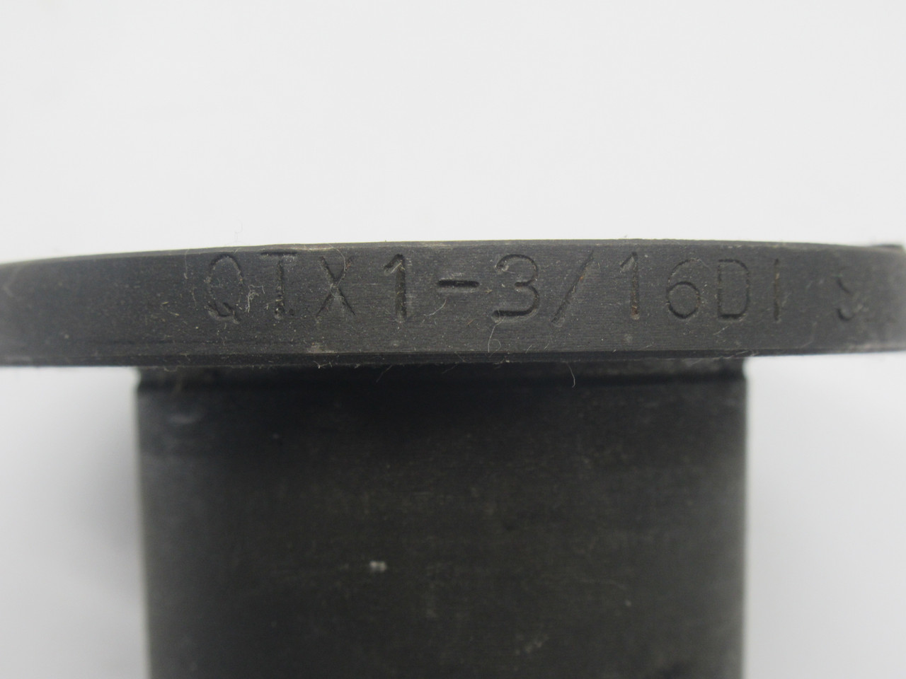Generic QTX1-3/16 Quick Disconnect Bushing 1-5/8" Outer Diameter 1-3/16" Bore USED