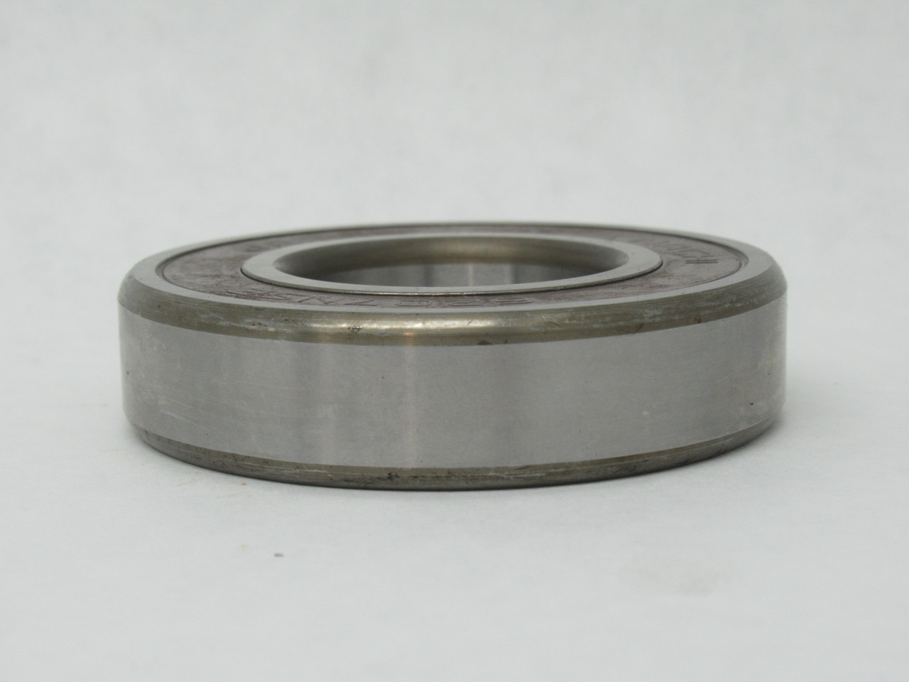 Nachi 6207-2NSEC3 Deep Groove Ball Bearing 72mm OD 35mm ID 17mm W NOP