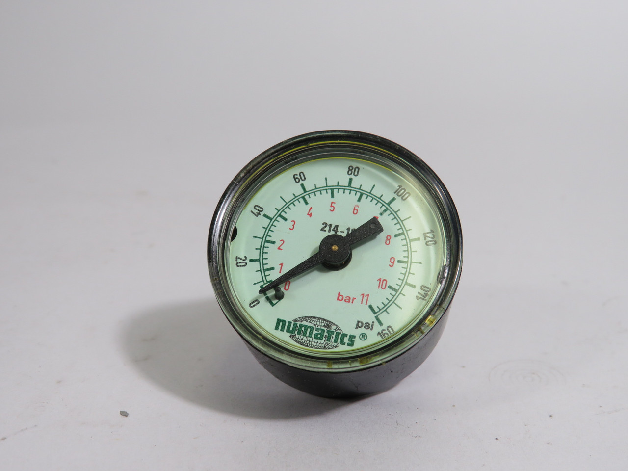 Numatics 214-103 Pressure Gauge 1-1/2" 0-160Psi 0-11bar 1/8"NPT SHELF WEAR USED